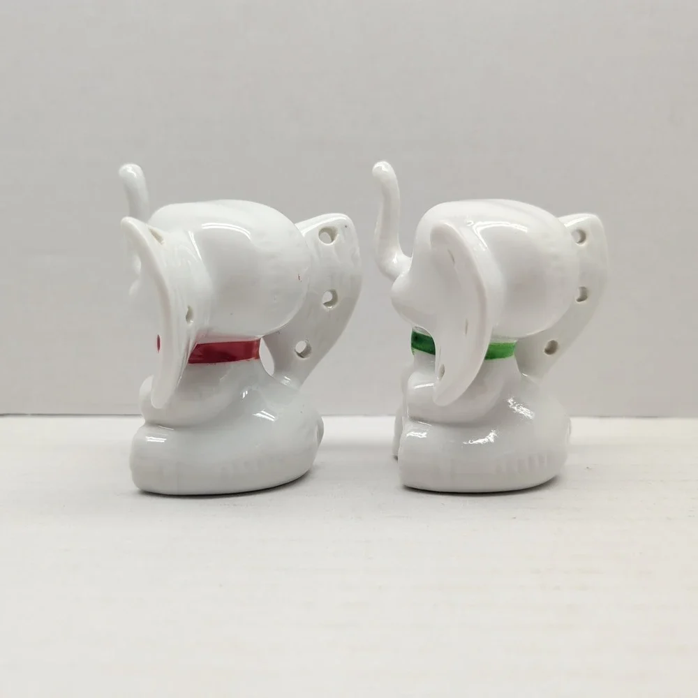 Lot 2 Ceramic Elephant Earring Ring Jewelry Holder White Colored Bowtie 3